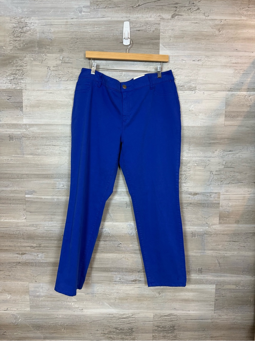 NWT Chico's 2.5 XL Ultimate Fit Brushed Twill Slim Leg Ankle Pants Royal Blue